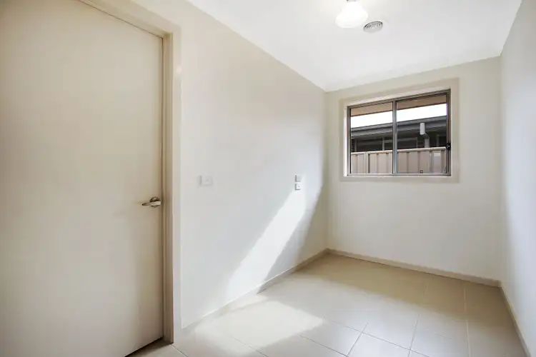 Seventh view of Homely townhouse listing, 31 Murray Way, West Wodonga VIC 3690