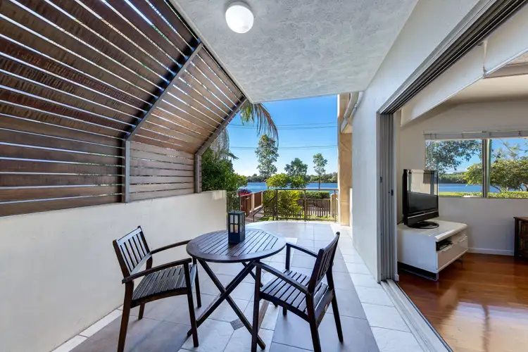 2/311 Bradman Avenue, Maroochydore QLD 4558