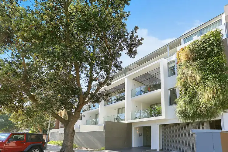 Second view of Homely apartment listing, 18/6-8 Jaques Avenue, Bondi Beach NSW 2026