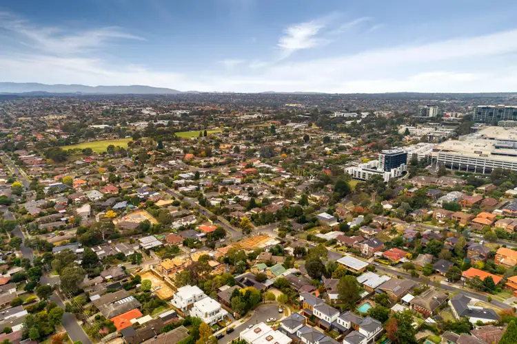 Fourth view of Homely house listing, 2 Hill Court, Doncaster VIC 3108