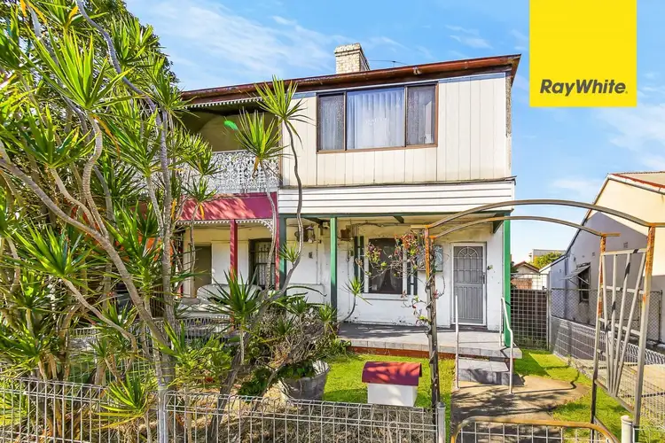 11 Woodville Road, Granville NSW 2142