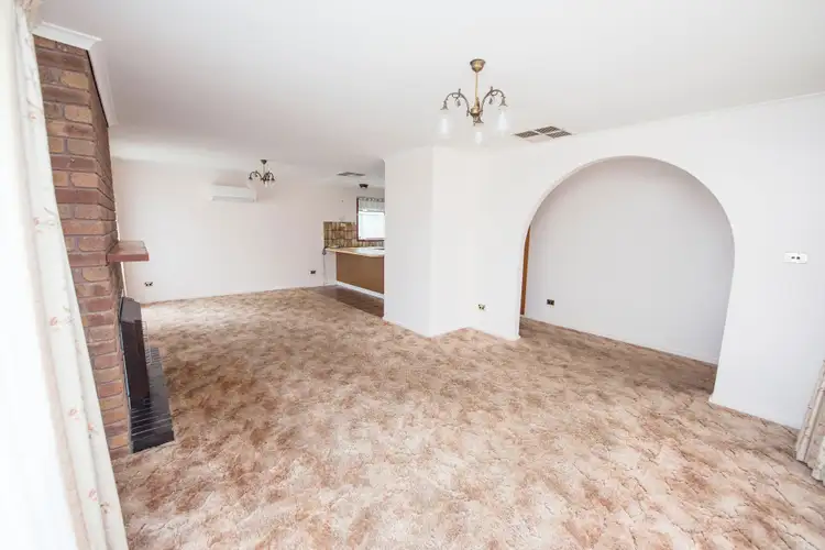 Fifth view of Homely house listing, 16 Nowie Street, Swan Hill VIC 3585