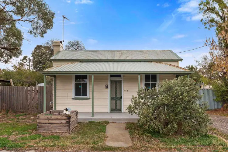 615 Hargreaves Street