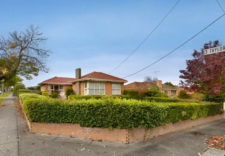 36 Middleborough Road, Burwood East VIC 3151