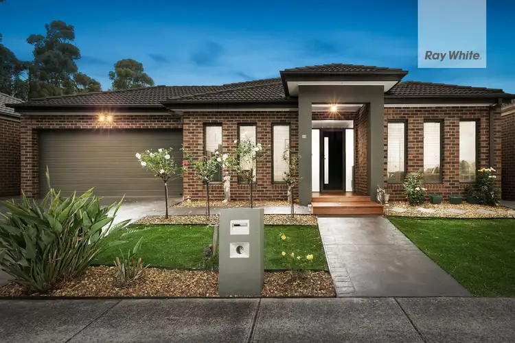 35 Carinya Crescent, South Morang VIC 3752