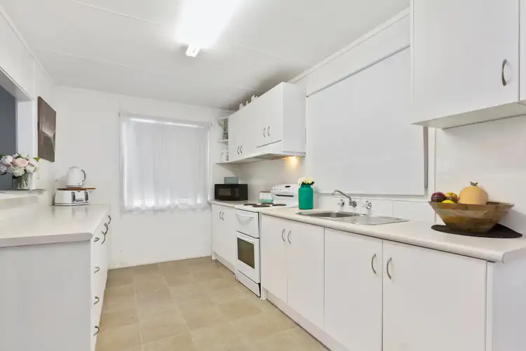 Fifth view of Homely house listing, 7 Bayview Street, Surfside NSW 2536