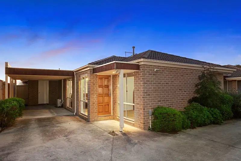 Main view of Homely unit listing, 2/33 Orwil Street, Frankston VIC 3199