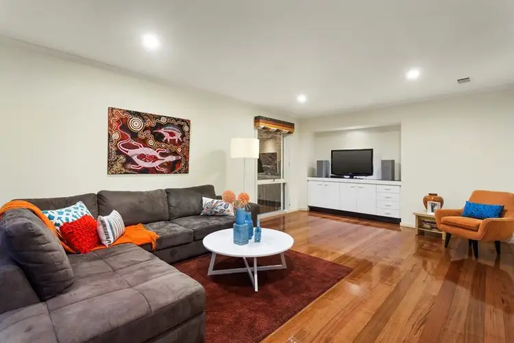 Seventh view of Homely house listing, 10 Tanami Court, Bulleen VIC 3105
