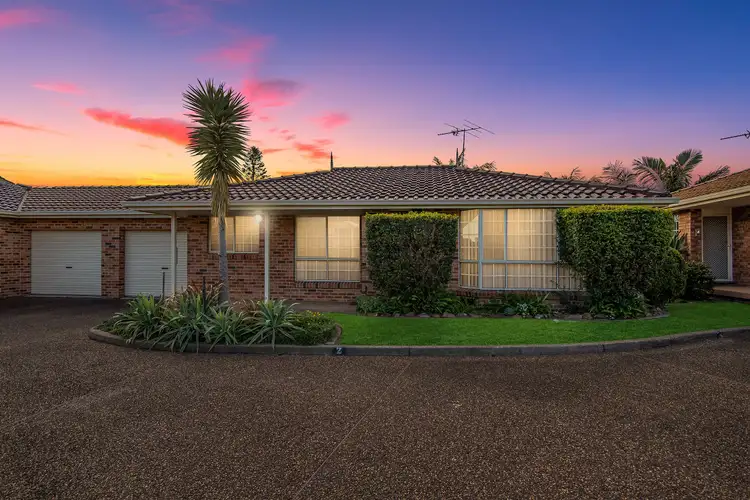 2/44 Linden Avenue, Eleebana NSW 2282