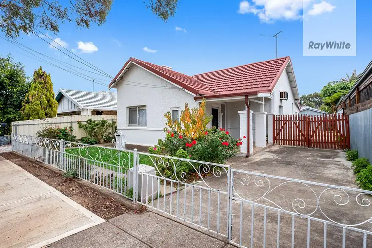 39 Burt Avenue, Hilton SA 5033
