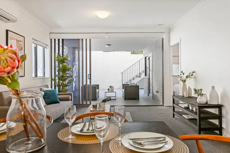 Sixth view of Homely unit listing, 12/66 Waldheim Street, Annerley QLD 4103