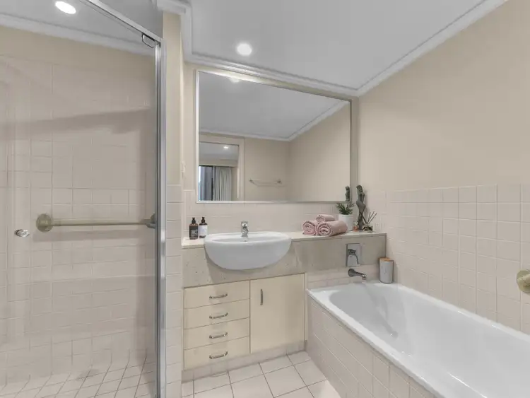 Seventh view of Homely apartment listing, 24/76 Thorn Street, Kangaroo Point QLD 4169