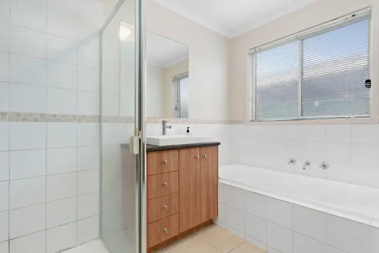Fifth view of Homely house listing, 9 Kooyong Way, Craigieburn VIC 3064