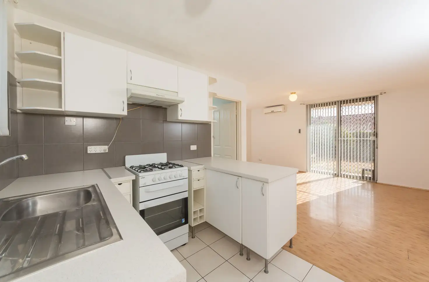 Main view of Homely unit listing, 11/11 Hamilton Street, Osborne Park WA 6017
