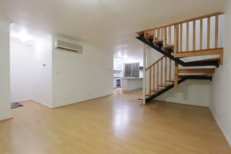 Seventh view of Homely house listing, 2/2 Ursuline Vista, Queens Park WA 6107