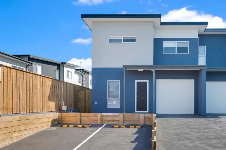 13/52A Atlantic Boulevarde, Glenfield NSW 2167