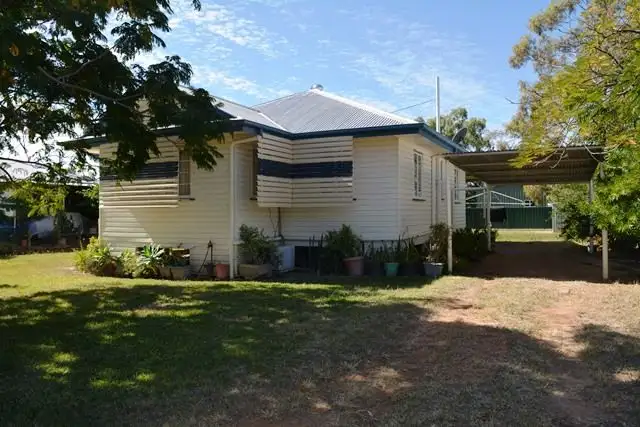 4 Myrtle Street, Blackall QLD 4472