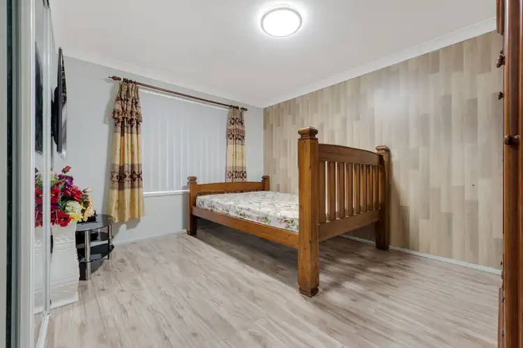 Fifth view of Homely villa listing, 5/212-222 Harrow Road, Glenfield NSW 2167