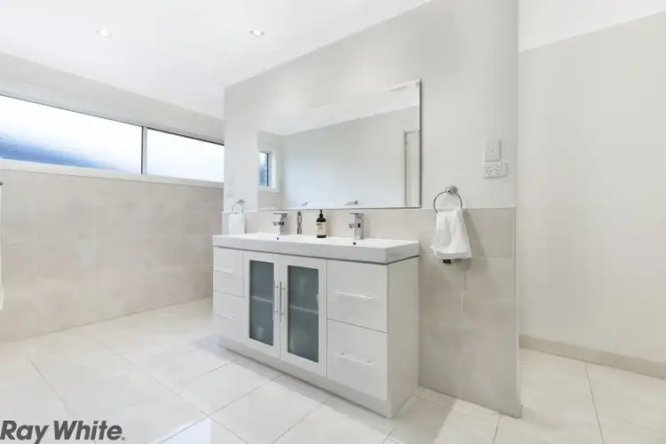 Seventh view of Homely house listing, 5 Fairy Dell Court, Heathcote VIC 3523