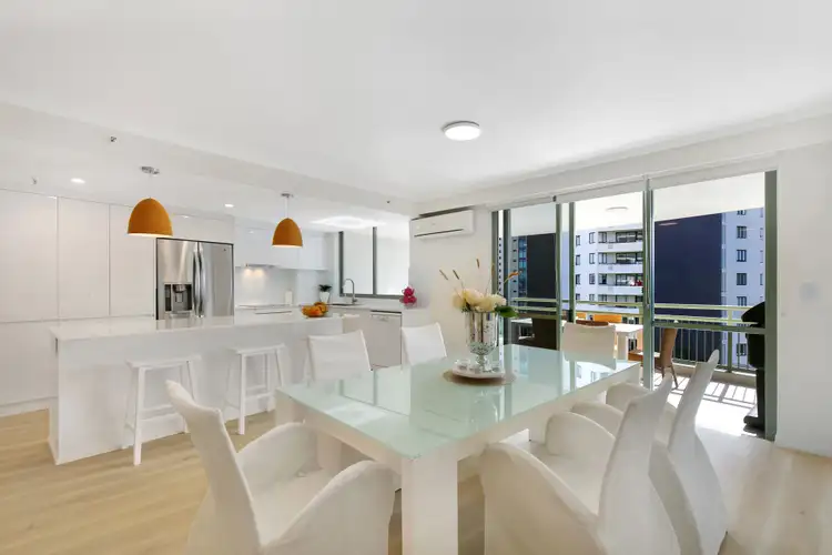 24/29 Woodroffe Avenue, Main Beach QLD 4217