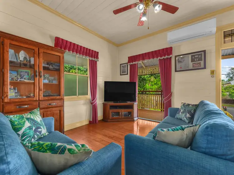 24 Shakespeare Street, Coorparoo QLD 4151