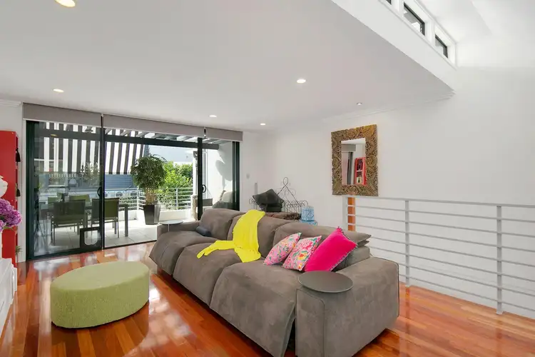 Sixth view of Homely townhouse listing, 2/25 Waverley Street, Annerley QLD 4103
