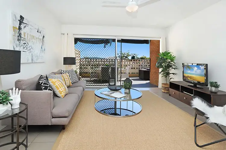 Second view of Homely unit listing, 2/40 Toorak Road, Hamilton QLD 4007