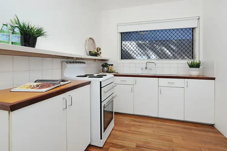 Third view of Homely unit listing, 2/40 Toorak Road, Hamilton QLD 4007