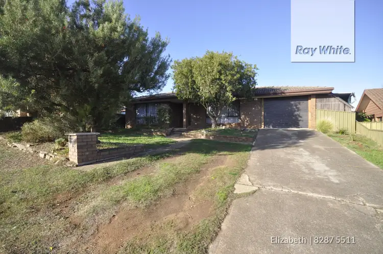 6 Illawarra Court, Craigmore SA 5114