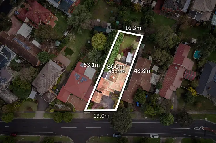 342 Dandelion Drive, Rowville VIC 3178