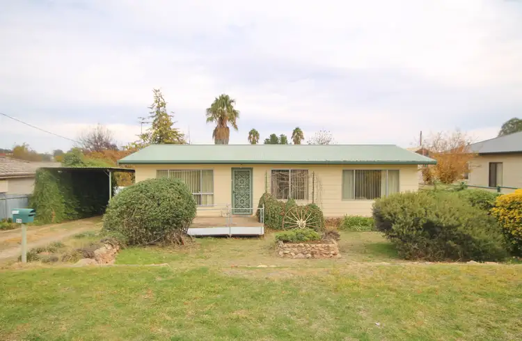 59 Lachlan Street, Young NSW 2594