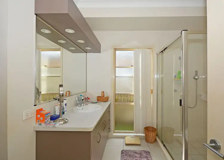 Sixth view of Homely unit listing, 17/142-146 Elizabeth Street, Urangan QLD 4655