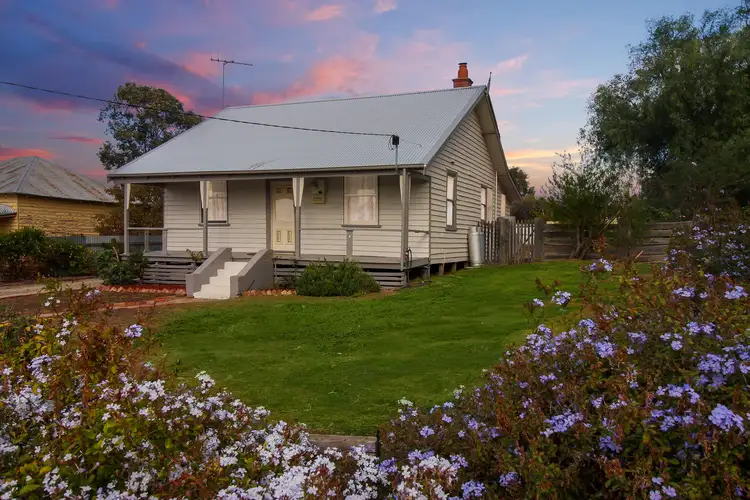 11 Murray Street, Lake Boga VIC 3584