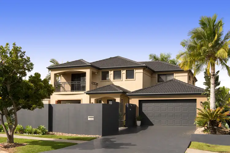57 Amersham Crescent, Carindale QLD 4152