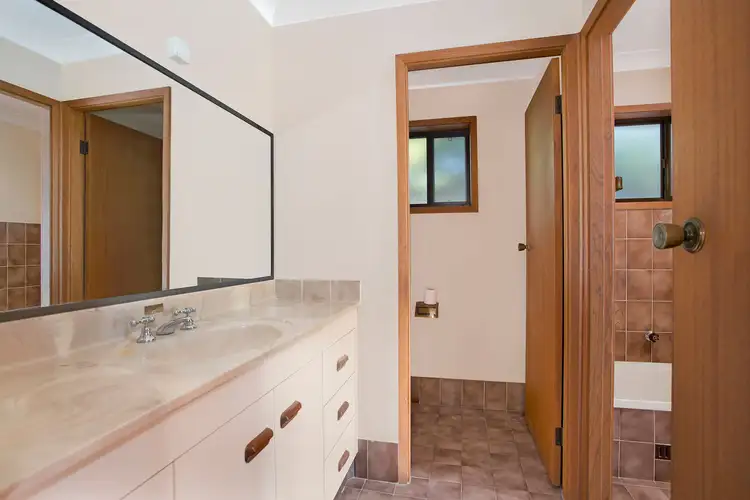 Sixth view of Homely house listing, 18 Lakin Street, Bateau Bay NSW 2261
