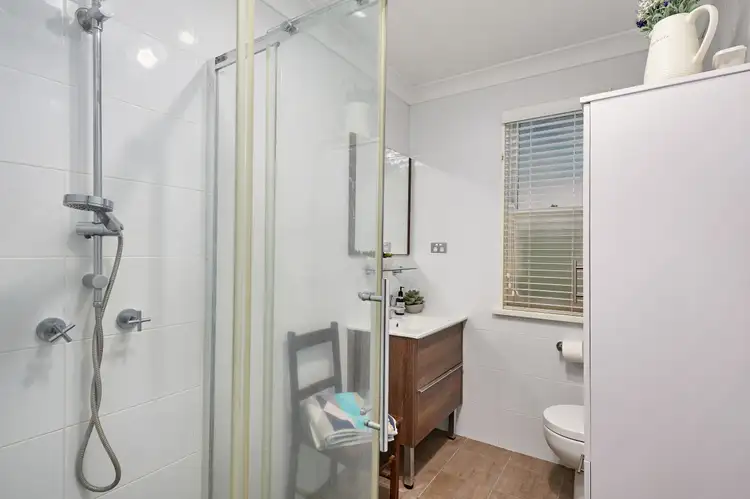 Seventh view of Homely house listing, 19 Gowrie Parade, Mount Austin NSW 2650