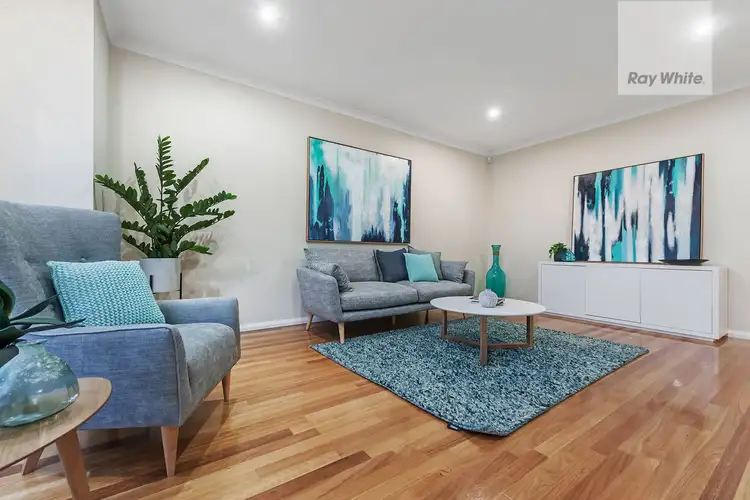 Second view of Homely house listing, 5 Elland Court, Craigieburn VIC 3064