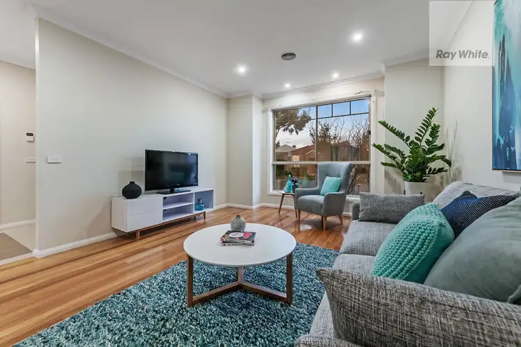 Third view of Homely house listing, 5 Elland Court, Craigieburn VIC 3064