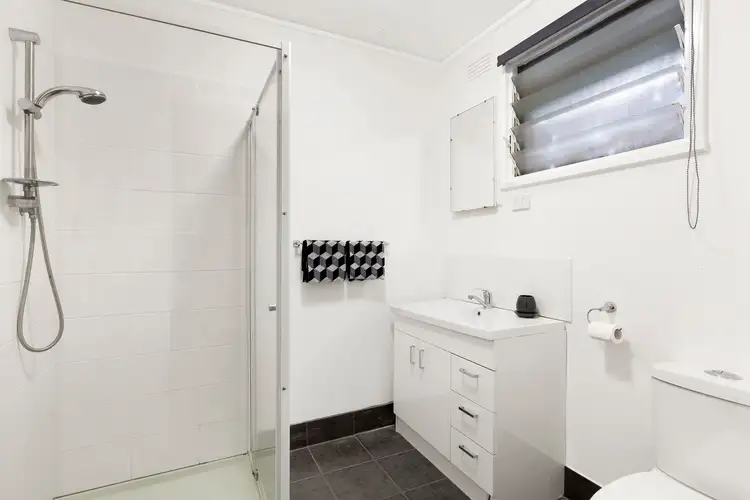 Fifth view of Homely unit listing, 4/2 Woods Avenue, Mordialloc VIC 3195