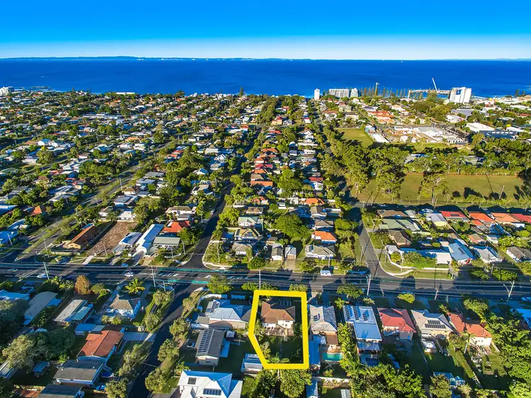 67 Scarborough Road, Redcliffe QLD 4020