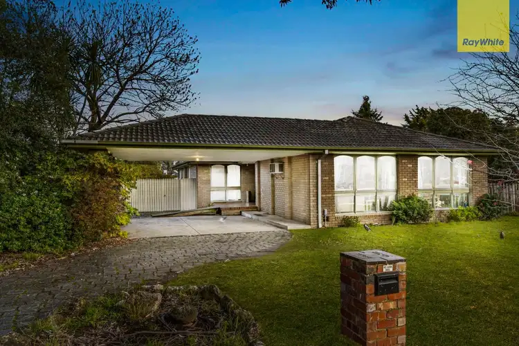 53 Mansfield Street, Berwick VIC 3806
