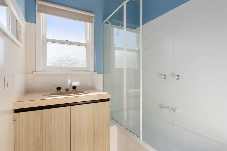 Fourth view of Homely house listing, 1 Baslar Court, Kangaroo Flat VIC 3555