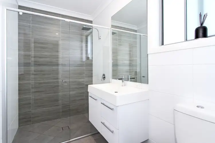 Sixth view of Homely house listing, 33 Grand Meadows Drive, Tamworth NSW 2340