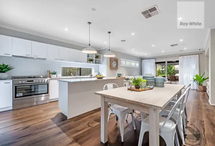 Seventh view of Homely house listing, 14 Montreal Circuit, Craigieburn VIC 3064