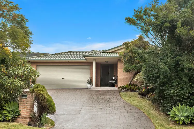 19 Chinchilla Way, Albion Park NSW 2527