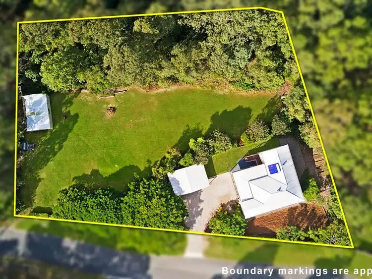 1 Springbook Court, Cashmere QLD 4500