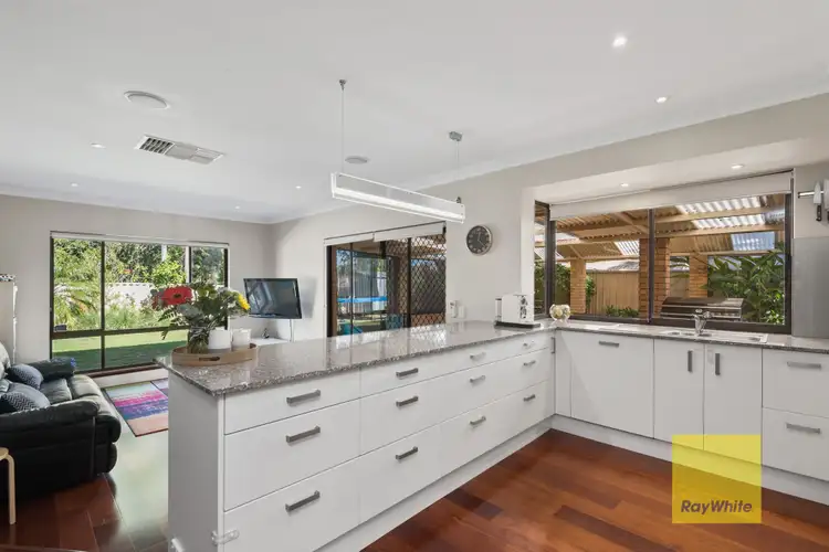 172 Twickenham Drive, Kingsley WA 6026