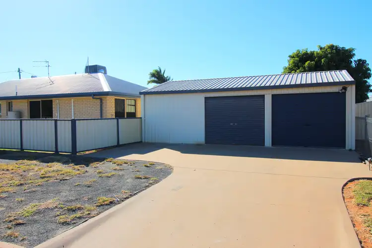Second view of Homely house listing, 8 Stephanie Court, Emerald QLD 4720
