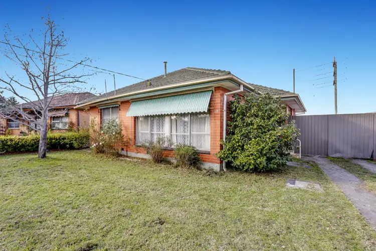 Second view of Homely house listing, 20 Pyalong Crescent, Dallas VIC 3047