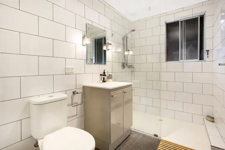Fourth view of Homely house listing, 21 Judith Anne Drive, Berkeley Vale NSW 2261